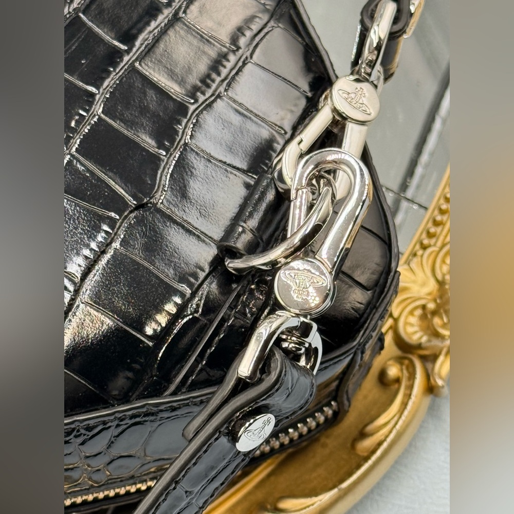 🆕 VIVIENNE WESTWOOD 🧿 NWT Ella Mini Heart Backpack, Black Croc - AUTHENTICATED - Picture 5 of 16